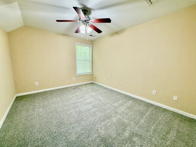 Building Photo - 27 Greenbrook Ct