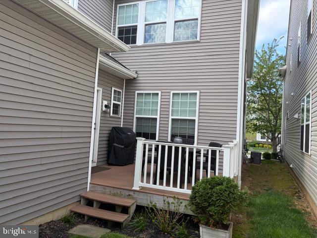 Building Photo - 528 Kerry Ct