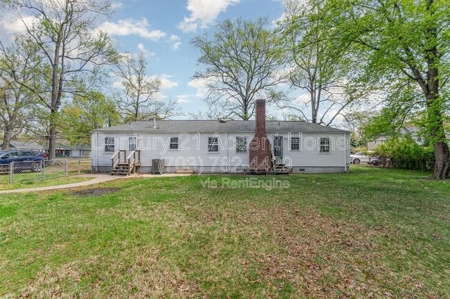 Building Photo - 7800 Schelhorn Rd