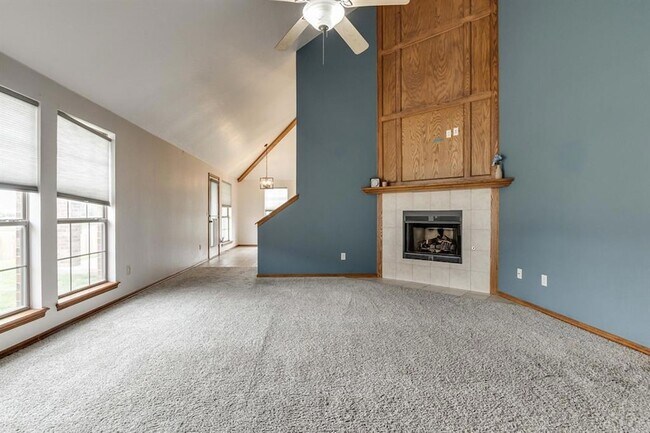 Building Photo - 2508 Tyler Ln