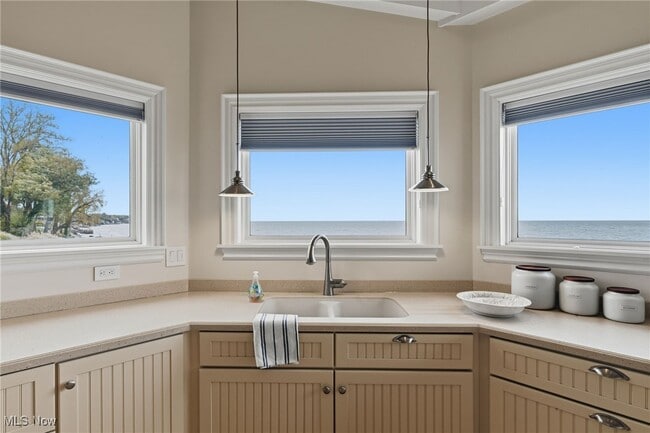 Building Photo - 28838 Lake Rd