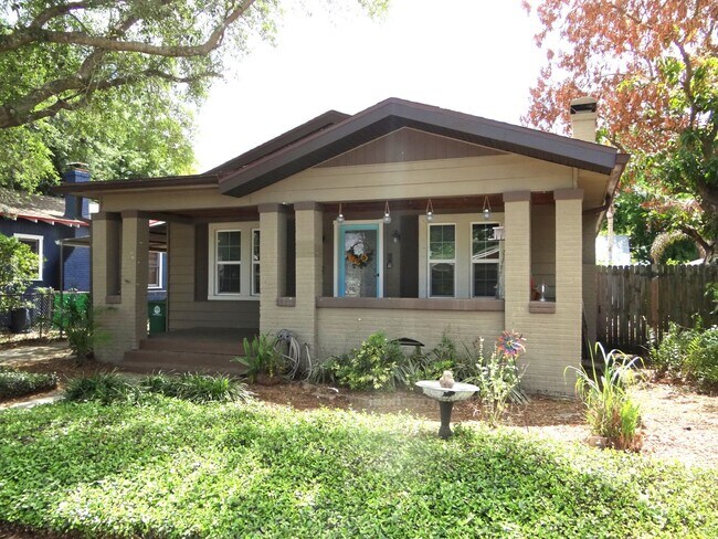 Building Photo - Heights updated bungalow - price reduced!