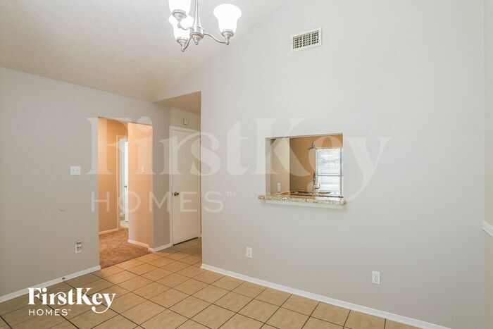 Building Photo - 3813 Clover Ln
