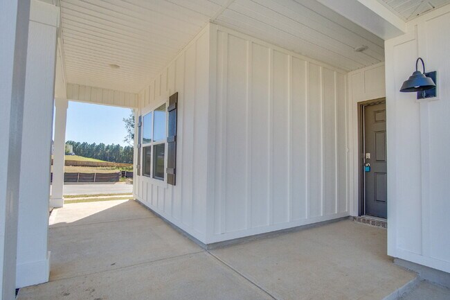 Building Photo - Fallschase 5-Bedroom Home – Pool, Playgrou...