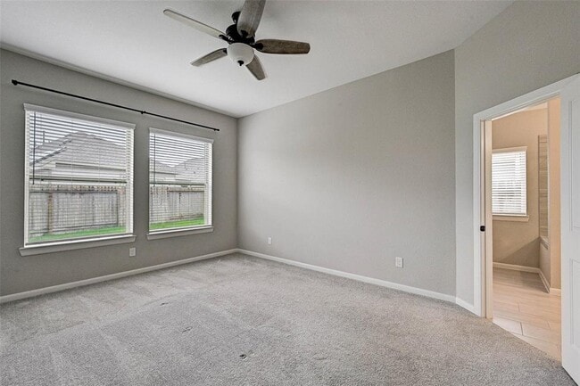 Building Photo - 25403 Kidwiler Dr