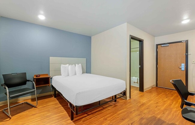 Building Photo - Furnished Studio-Fort Lauderdale - Airport - West