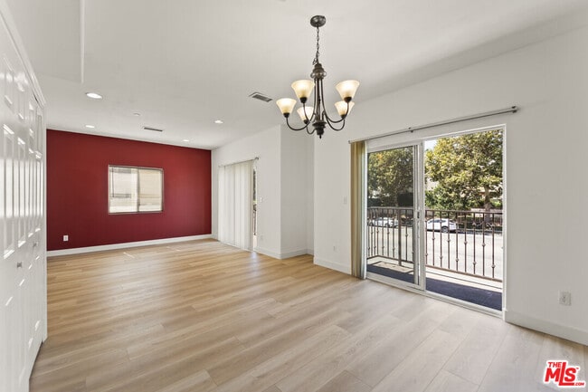 Building Photo - 12375 Osborne Pl