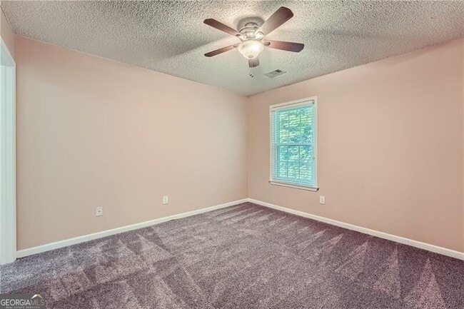 Building Photo - 102 Kenninghall Dr