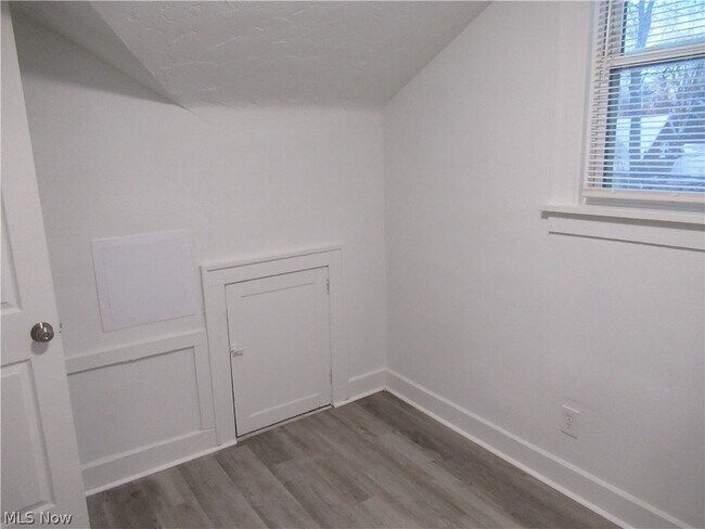 Building Photo - 4482 Liberty Rd