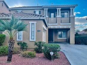 Building Photo - 1704 S Falcon Dr