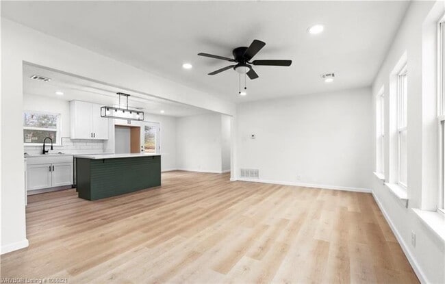 Building Photo - 48 W Gary St