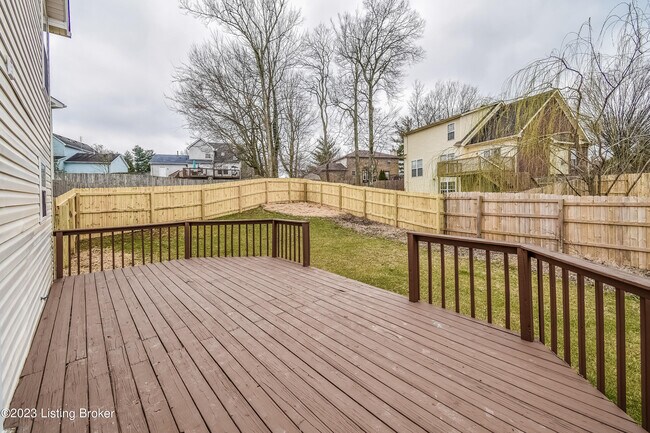 Building Photo - 10500 Whitepine View Pl