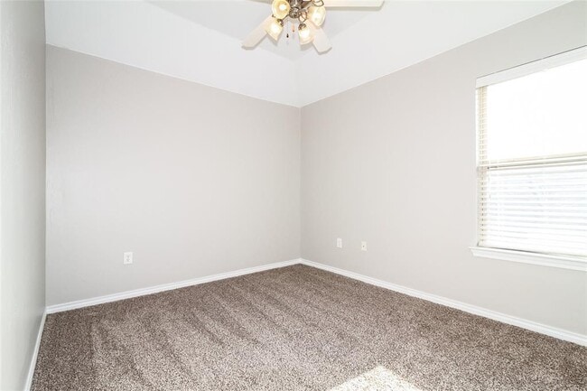 Building Photo - 8905 NW 106th St