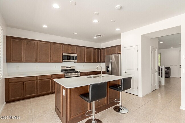 Building Photo - 12354 W Gardenia Ct
