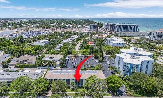Building Photo - 234 Banyan Blvd