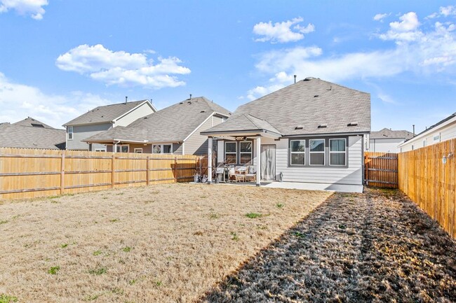 Building Photo - 11903 Clayton Creek Ave
