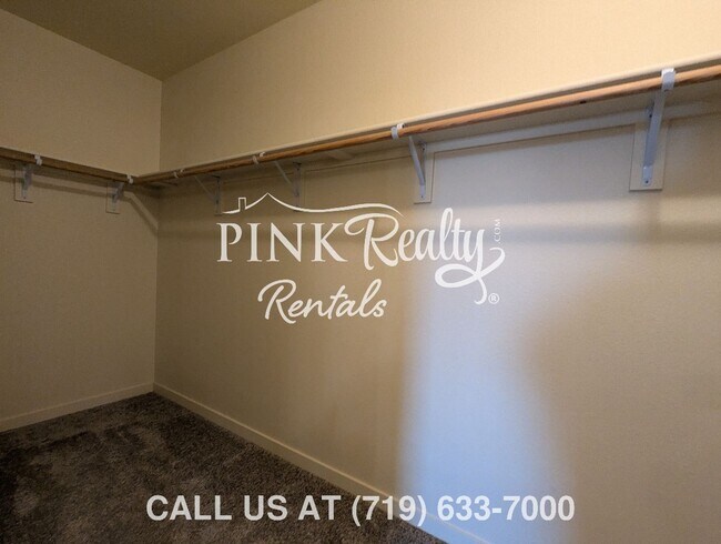 Building Photo - 1672 E Purcell Blvd