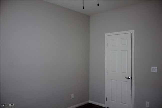 Building Photo - 7632 Bandon Cliffs St