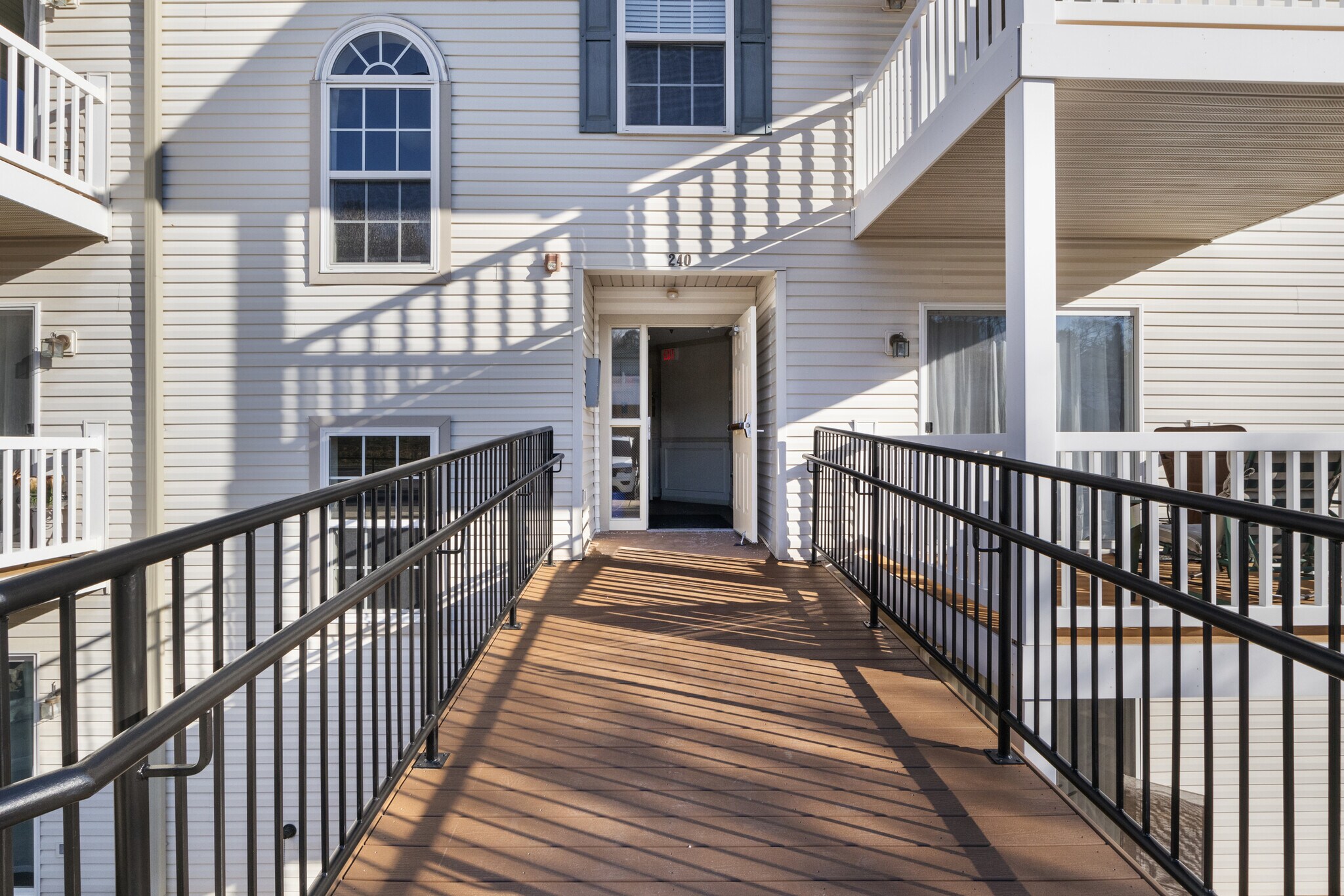 Building Photo - 240 N 2nd St