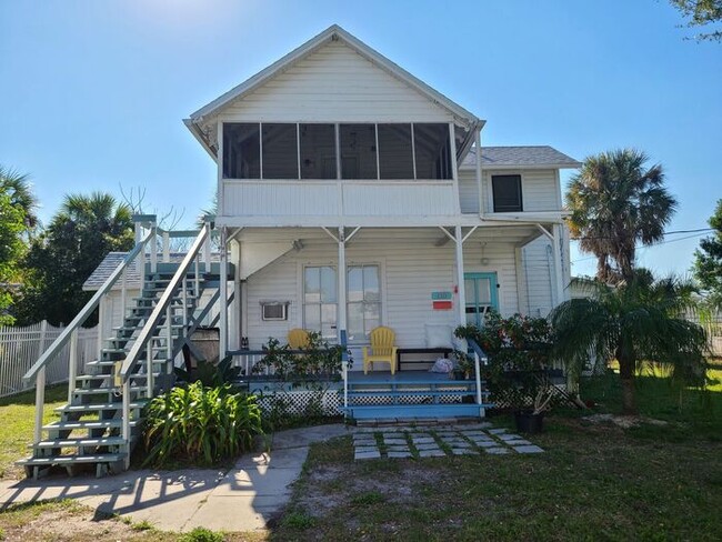 Primary Photo - 1 BEDROOM HISTORIC APT. 2ND STORY