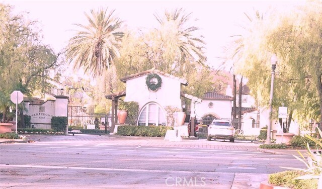 Building Photo - 1840 W Deerfield Rd