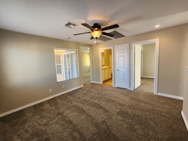 Building Photo - Beautiful Home in Summerlin