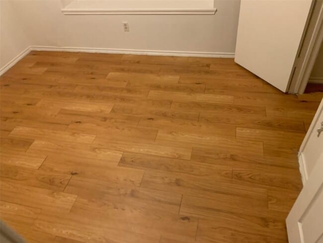 Building Photo - 5622 Gineridge Dr