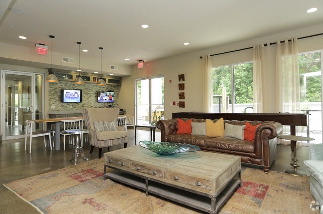 clubroom - SYNC at West Midtown