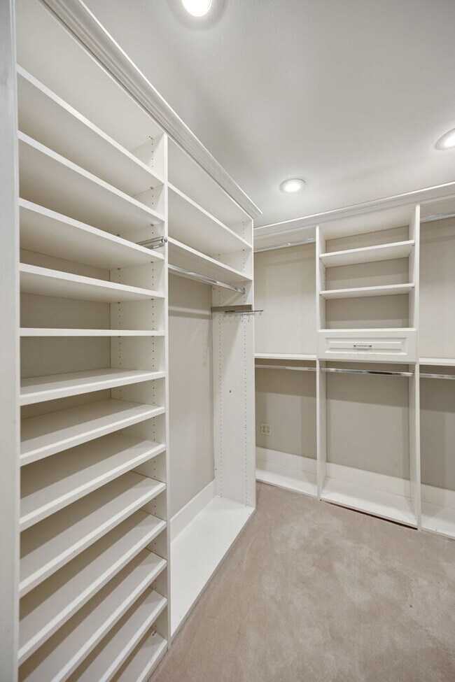 Building Photo - 12819 Huntercreek Rd