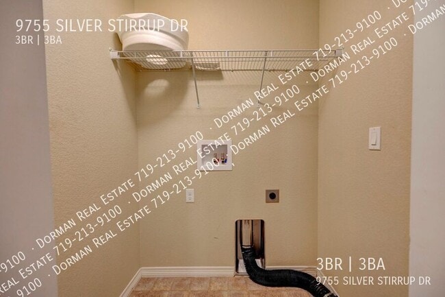 Building Photo - 9755 Silver Stirrup Dr