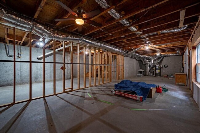 Building Photo - 2371 Traywick Chase