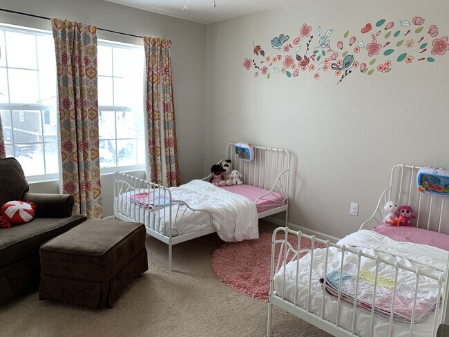 Building Photo - 4144 Alcazar Dr