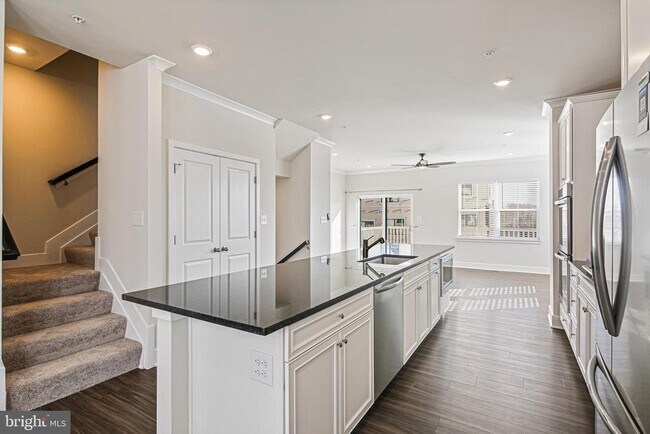Building Photo - 11413 Starlight Pl