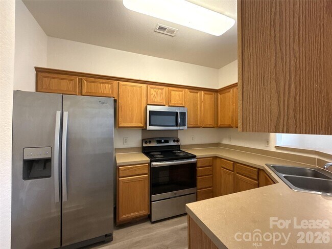 Building Photo - 4606 Kingsland Ct