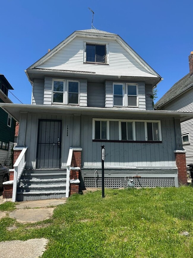 Primary Photo - Cleveland East Side Single