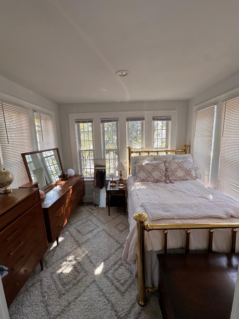 Building Photo - 1367 Oxford Rd NE