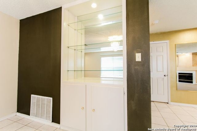 Building Photo - 9707 ALISA BROOKE