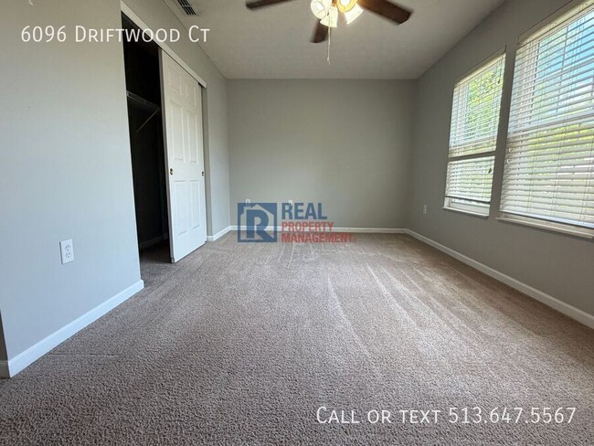Building Photo - 6096 Driftwood Ct