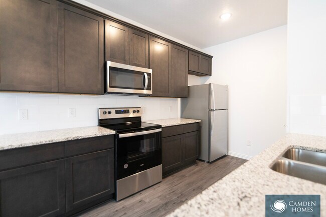 Building Photo - 4571 Foxton Ln