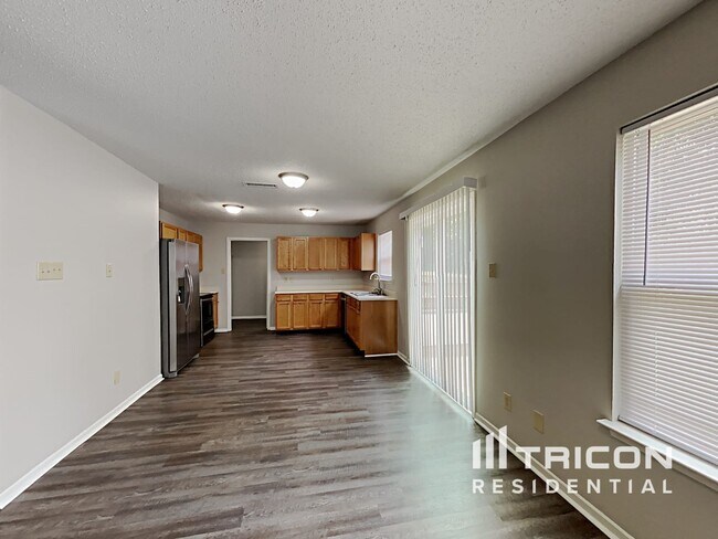 Building Photo - 3310 Carica Dr