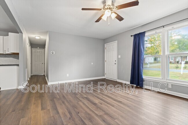 Building Photo - 1232 Beverly Dr