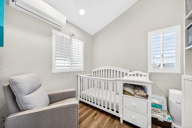 Building Photo - 6257 Bluebell Ave