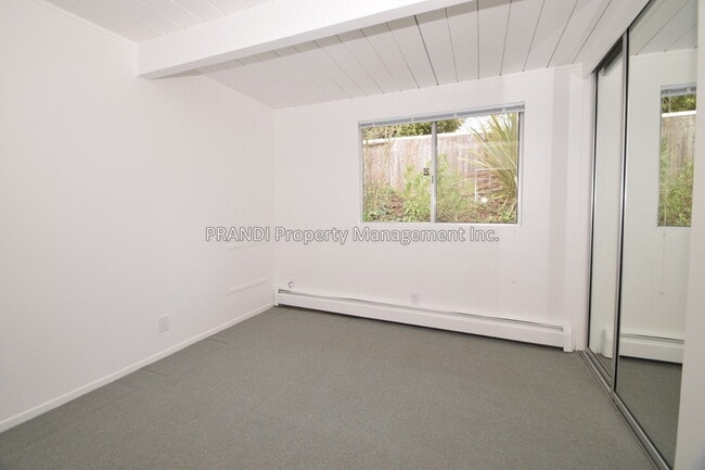 Building Photo - "Charming 4-Bedroom Oasis in San Rafael – ...