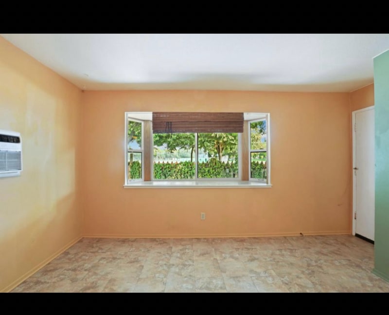 Building Photo - 2025 Ellison Dr