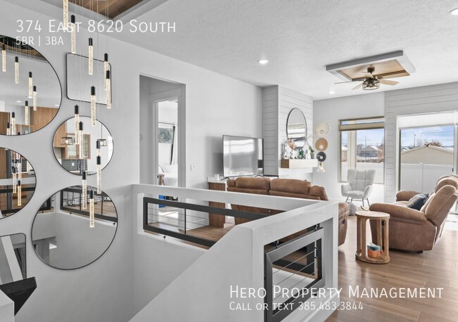 Building Photo - 374 8620 S