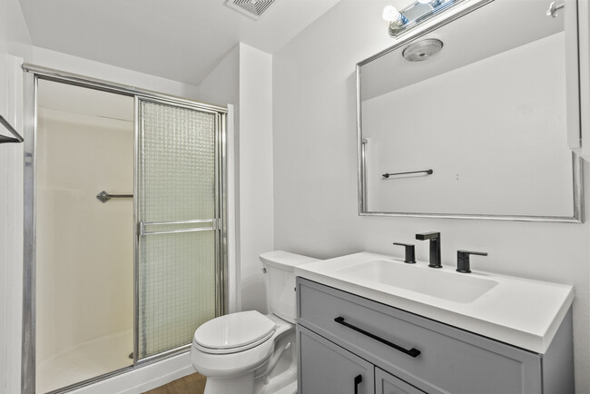 Building Photo - 26851 Oak Branch Cir