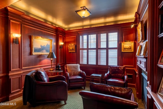 Building Photo - 164 High Rock Ave