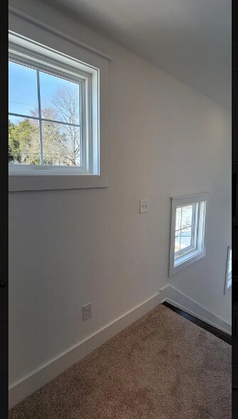 Building Photo - 408 Ringo Ln