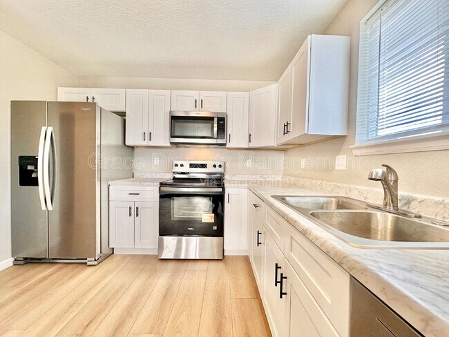 Building Photo - 3451 W 65th Ave