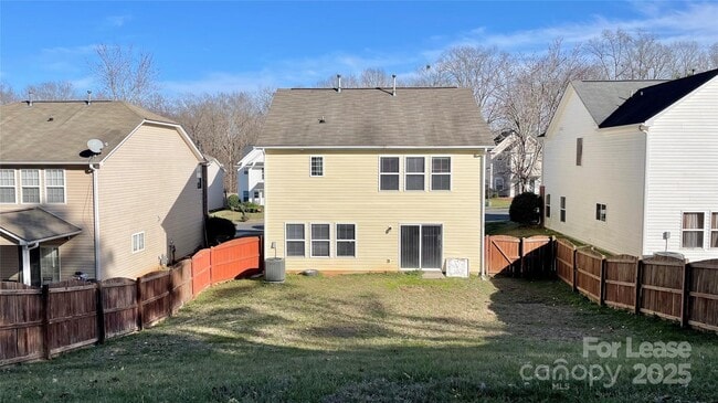 Building Photo - 8139 Deodora Cedar Ln